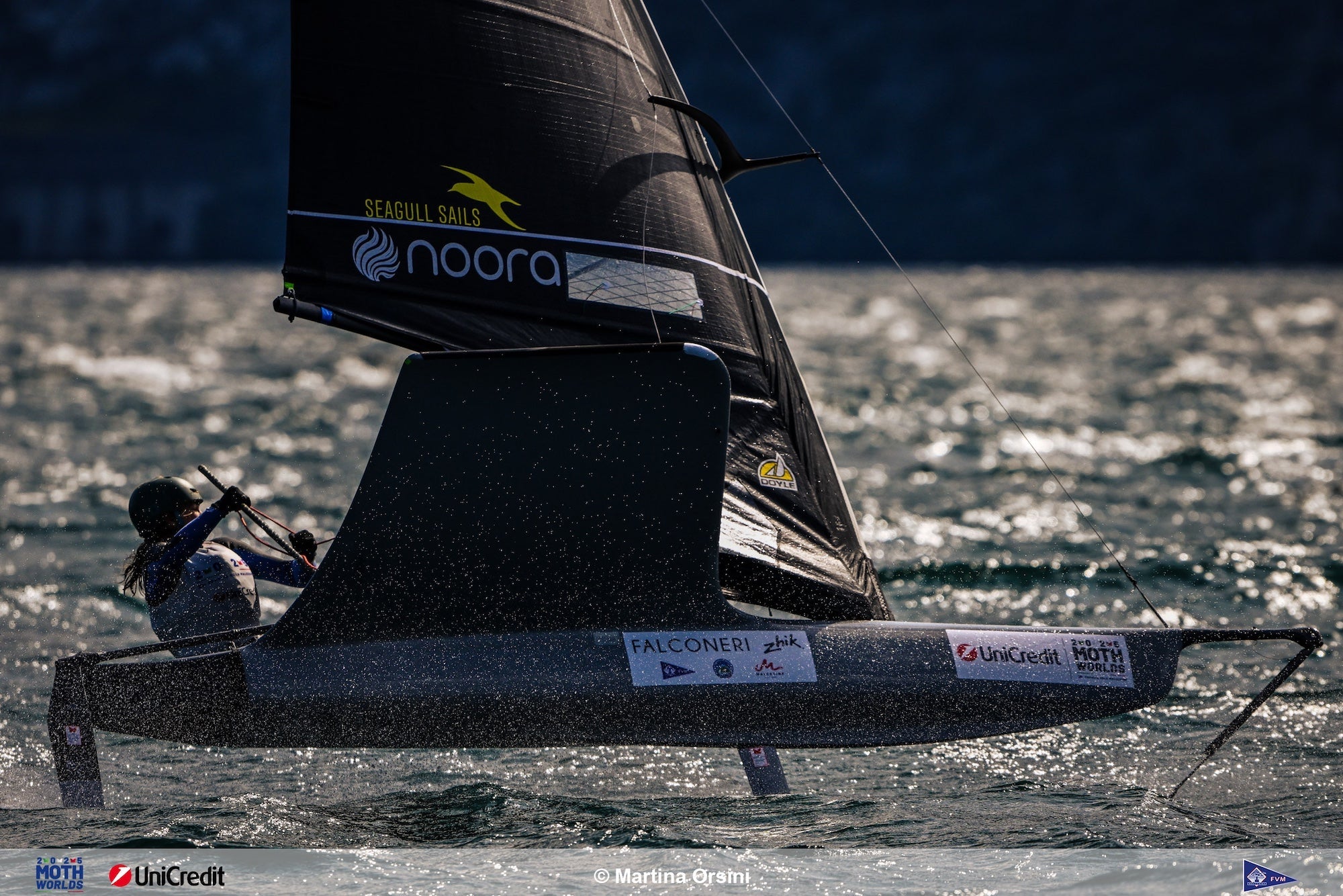 Felicia racing in the Moth Worlds 2025