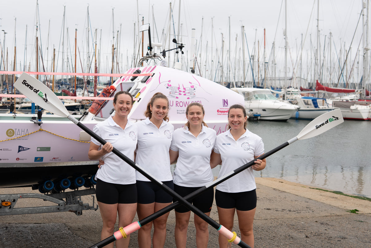 Crossed oars