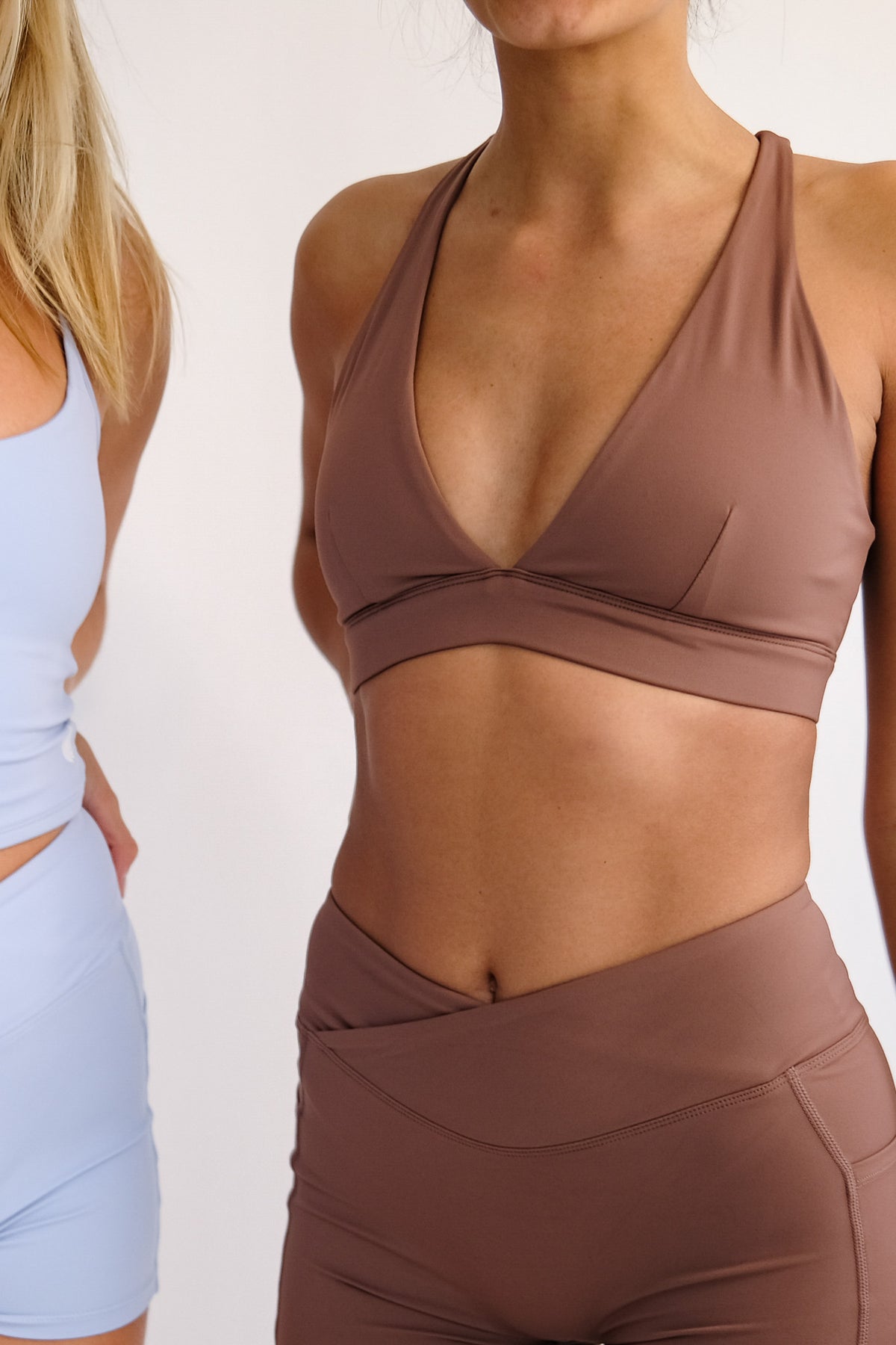 ACTIVEWEAR